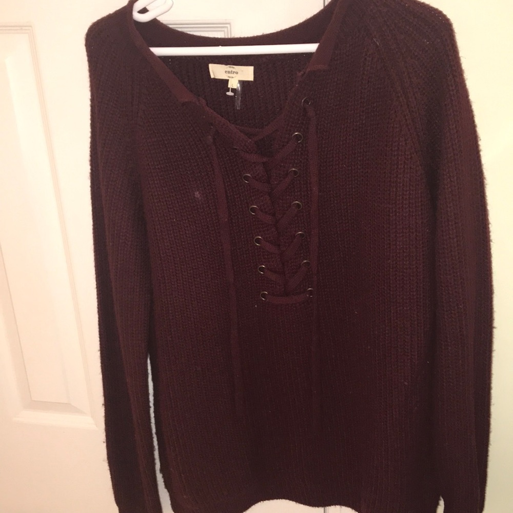 Maroon sweater tie front Large